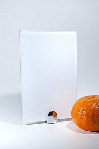 Стекло Лакобель 4 мм Pure White 9003